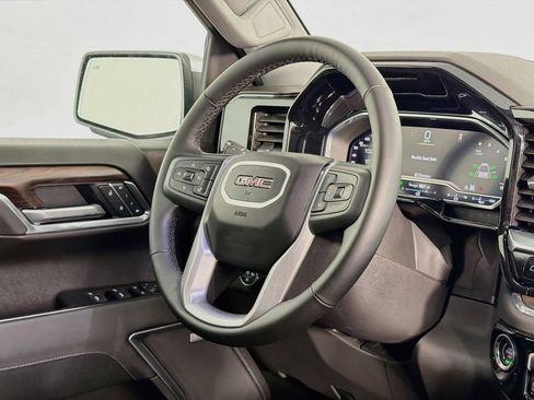 Used 2025 GMC Sierra 1500 SLT w/ SLT Premium Plus Package AWD/4WD image 37