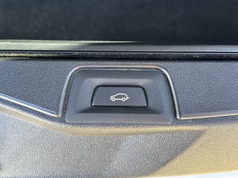 Certified 2024 BMW X5 xDrive40i w/ Premium Package image 25