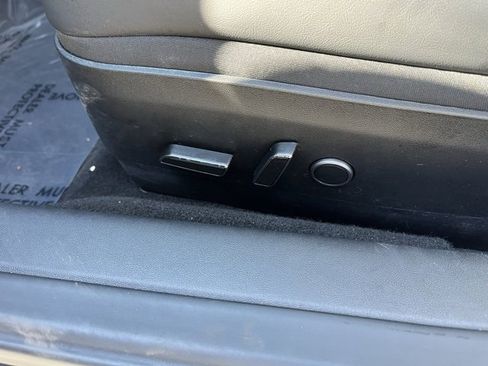 Used 2023 Tesla Model 3 Standard Range image 19