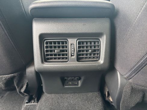 Used 2025 Toyota Camry LE image 23