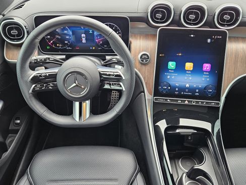 Certified 2026 Mercedes-Benz GLC 300 image 17