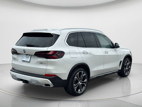 New 2026 BMW X5 xDrive40i w/ Premium Package AWD/4WD image 6