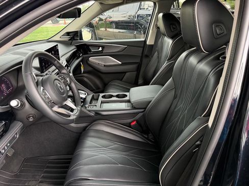 Certified 2026 Acura MDX SH-AWD w/ Advance Package image 13