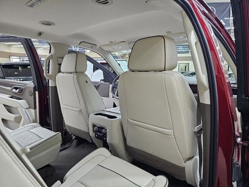 Used 2021 GMC Yukon Denali RWD image 25
