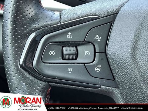 Certified 2024 Chevrolet Trax RS FWD image 24