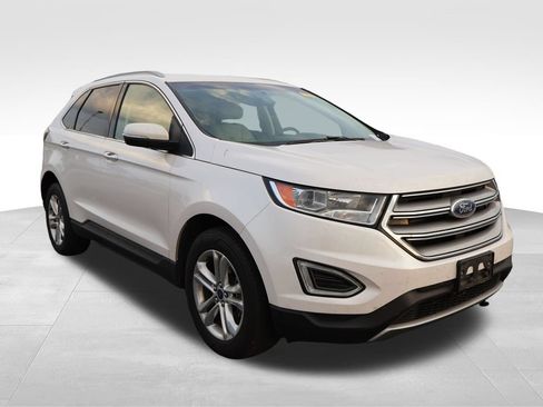 Used 2017 Ford Edge Titanium FWD image 12