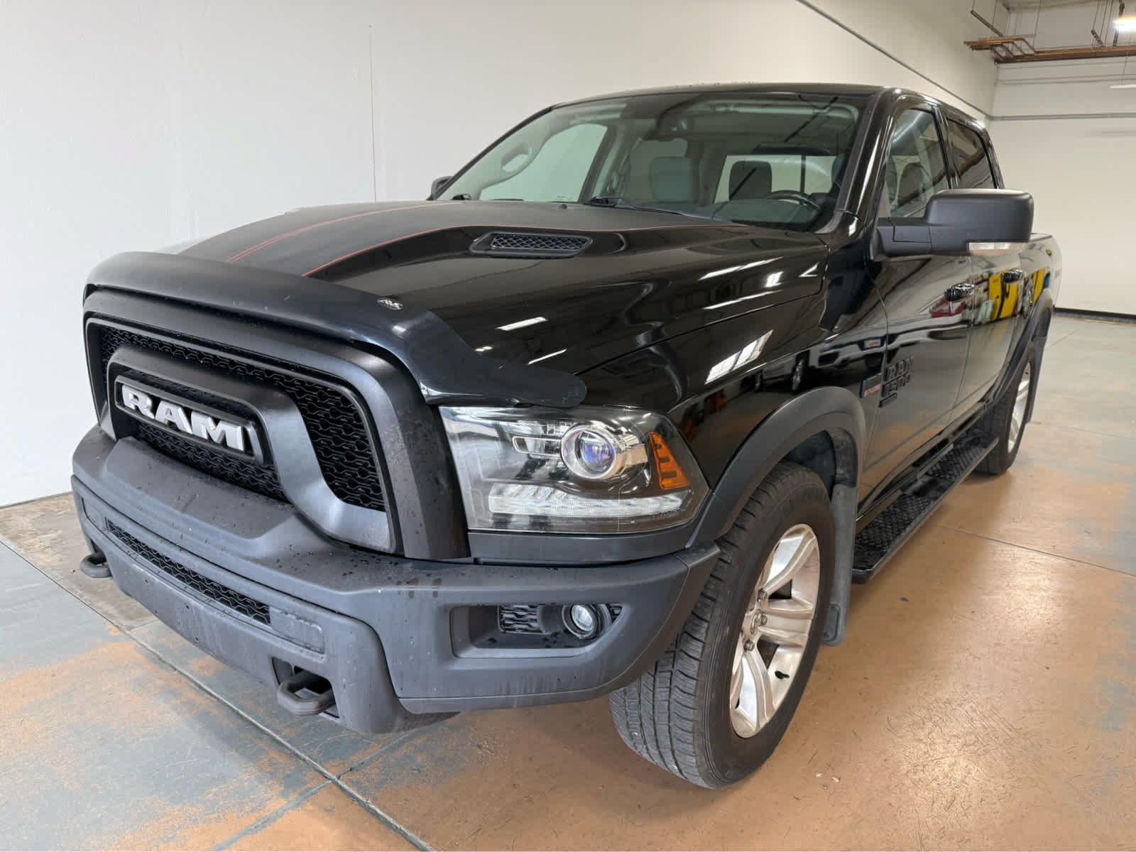 Used 2019 RAM 1500 Warlock AWD/4WD image 1
