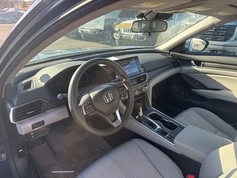 Used 2020 Honda Accord EX image 10