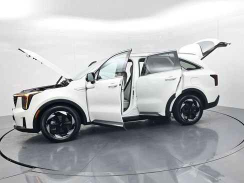 Certified 2025 Kia Sorento SX Prestige image 64