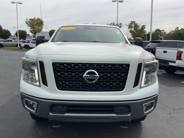 Used 2017 Nissan Titan PRO-4X AWD/4WD image 4