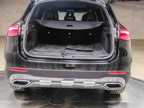 Certified 2026 Mercedes-Benz GLC 300 image 31