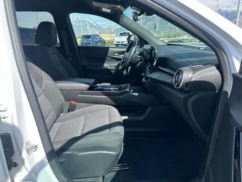 Certified 2025 Chevrolet Equinox LT image 16