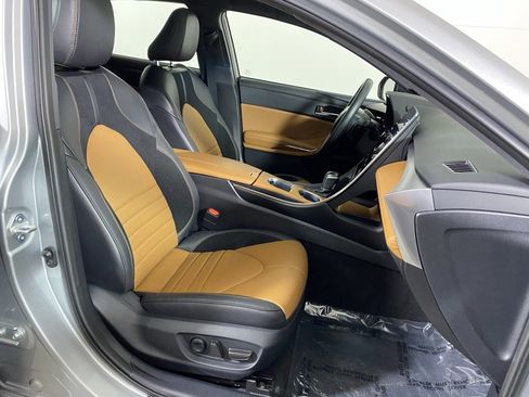 Used 2022 Toyota Avalon Touring image 33
