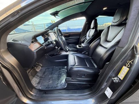 Used 2019 Tesla Model X Long Range image 23