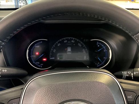 Used 2022 Toyota RAV4 XSE AWD/4WD image 24