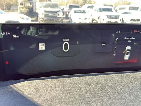 Used 2025 Ford Expedition Active image 14