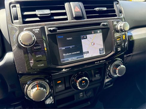 Used 2016 Toyota 4Runner Trail AWD/4WD image 12
