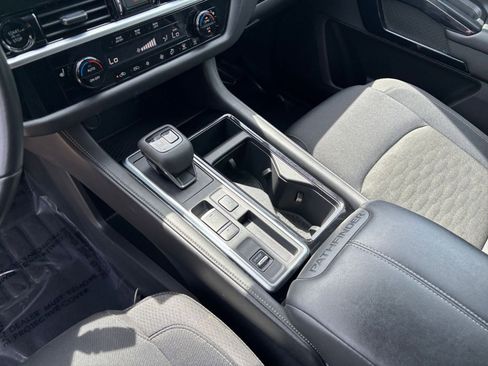 Used 2025 Nissan Pathfinder SV FWD image 44