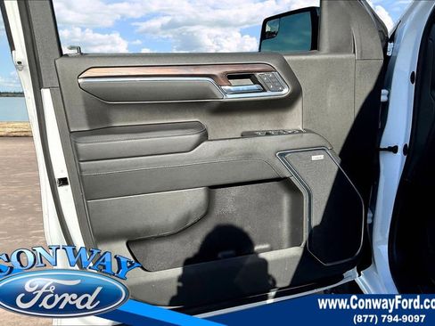 Used 2022 GMC Sierra 1500 SLT w/ SLT Premium Package image 23