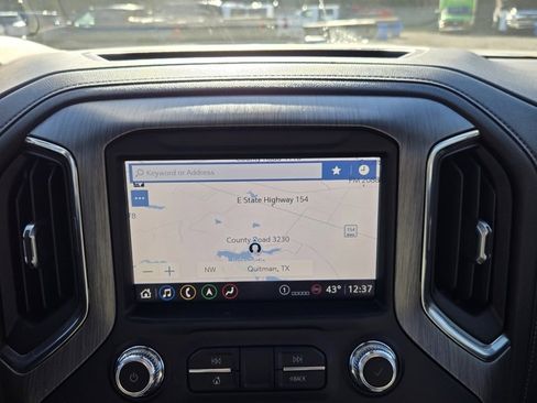 Used 2022 GMC Sierra 3500 Denali w/ Denali Ultimate Package image 19