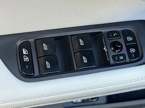 Used 2023 Polestar Polestar 2 image 15