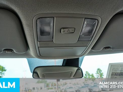 Used 2025 Kia Soul LX w/ LX Technology Package FWD image 33