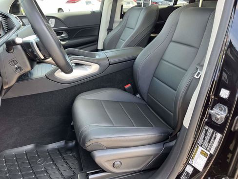 Used 2026 Mercedes-Benz GLS 450 4MATIC image 24
