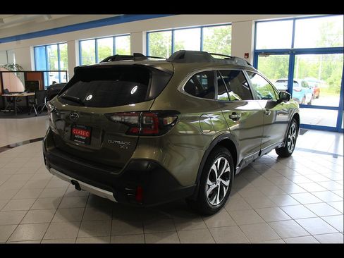 Used 2021 Subaru Outback Limited XT w/ Popular Package #2 AWD/4WD image 5