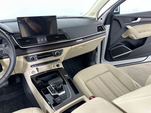 Used 2023 Audi Q5 2.0T Premium Plus w/ Premium Plus Package AWD/4WD image 19