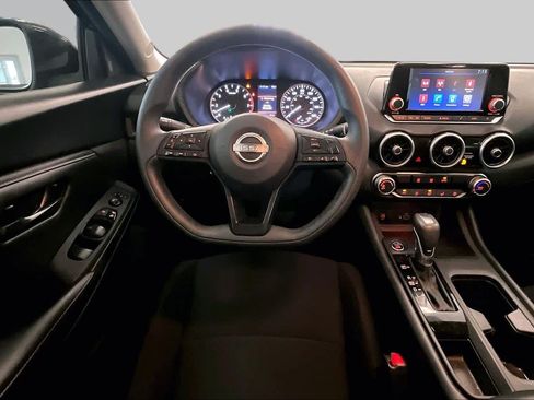 Used 2024 Nissan Sentra S FWD image 5