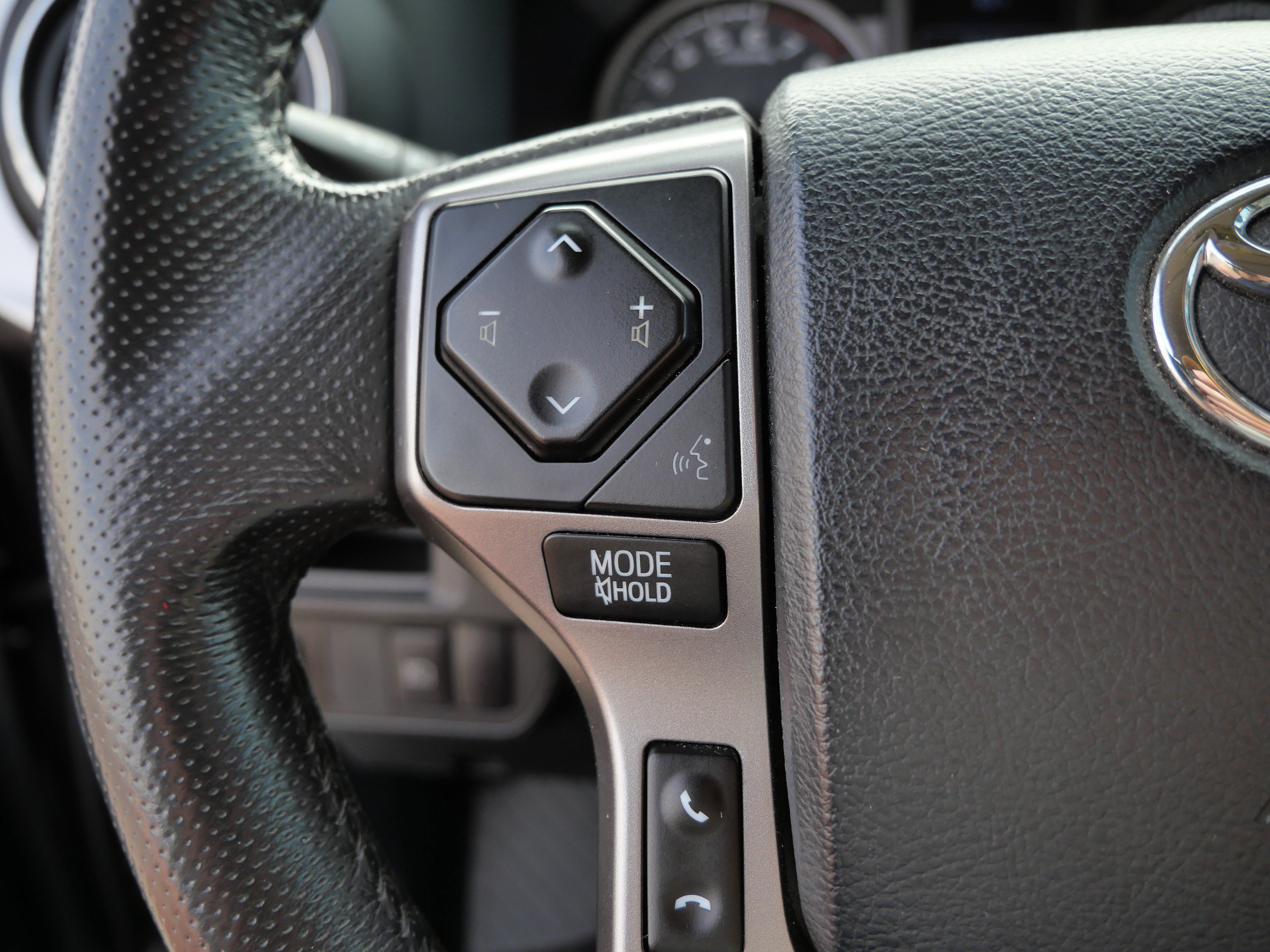 Certified 2019 Toyota Tacoma SR5 AWD/4WD image 27