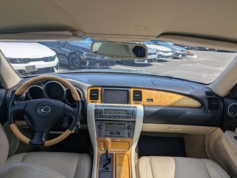 Used 2002 Lexus SC 430 Convertible RWD image 13