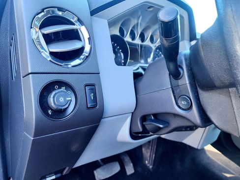 Used 2016 Ford F250 XLT w/ XLT Value Package image 36