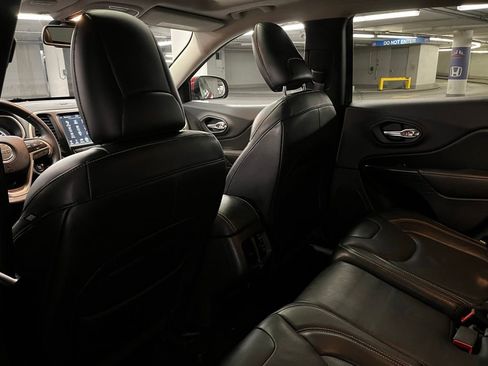 Used 2014 Jeep Cherokee Limited w/ Luxury Group image 21