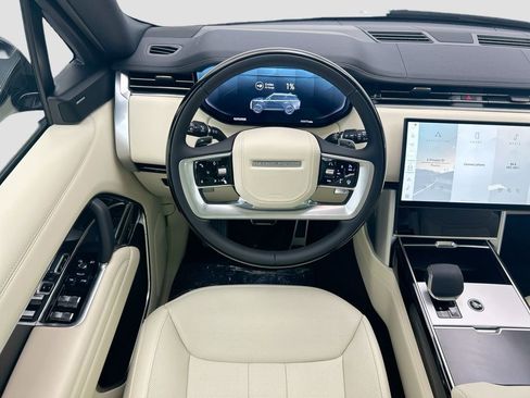 New 2026 Land Rover Range Rover SE image 11