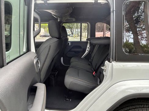 New 2024 Jeep Wrangler Unlimited Sahara AWD/4WD image 29