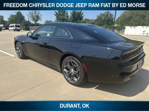 New 2025 Dodge Charger R/T w/ Plus Group image 5