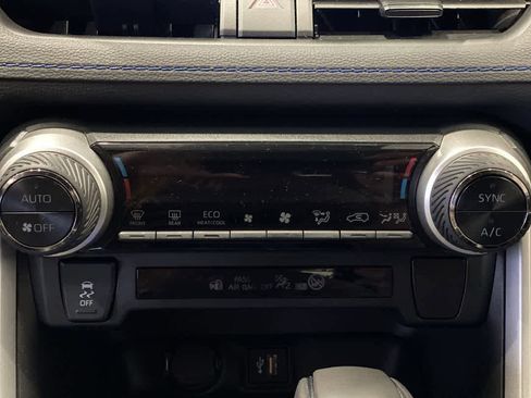 Used 2023 Toyota RAV4 SE image 21