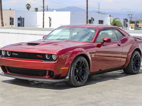 Used 2023 Dodge Challenger R/T Scat Pack image 4
