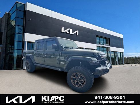 Used 2021 Jeep Gladiator Overland w/ Popular Equipment Package image 1