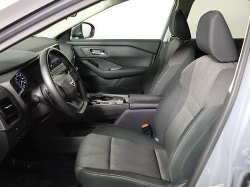 Used 2026 Nissan Rogue SV FWD image 14