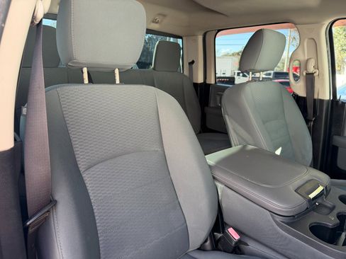 Used 2015 RAM 2500 SLT image 41