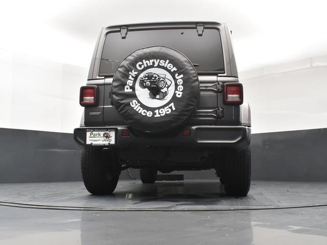 Used 2021 Jeep Wrangler Unlimited Sahara AWD/4WD image 23