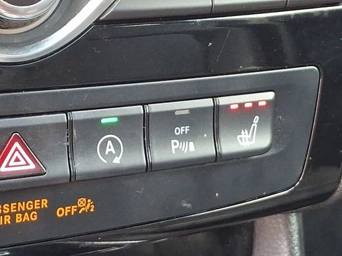 Used 2018 INFINITI QX30 AWD image 25