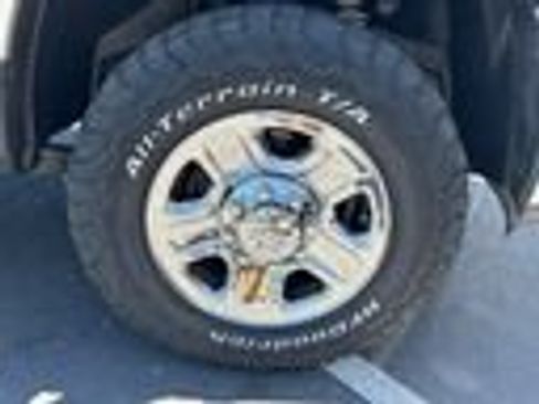 Used 2018 RAM 2500 SLT AWD/4WD image 20