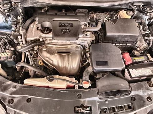 Used 2016 Toyota Camry SE image 15