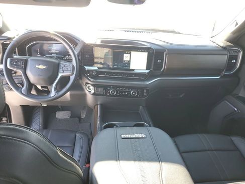 Used 2024 Chevrolet Silverado 2500 High Country w/ Technology Package image 23