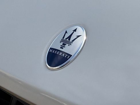 Used 2022 Maserati Levante GT image 15