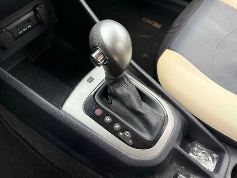 Used 2015 Kia Rio LX w/ Power Package FWD image 16