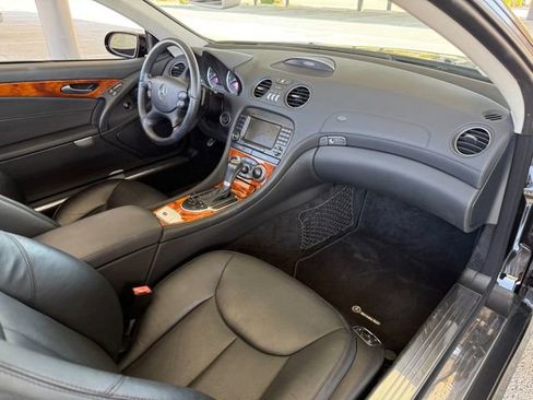 Used 2007 Mercedes-Benz SL 550 image 37